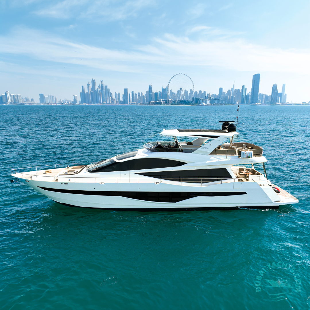 yacht fahren dubai